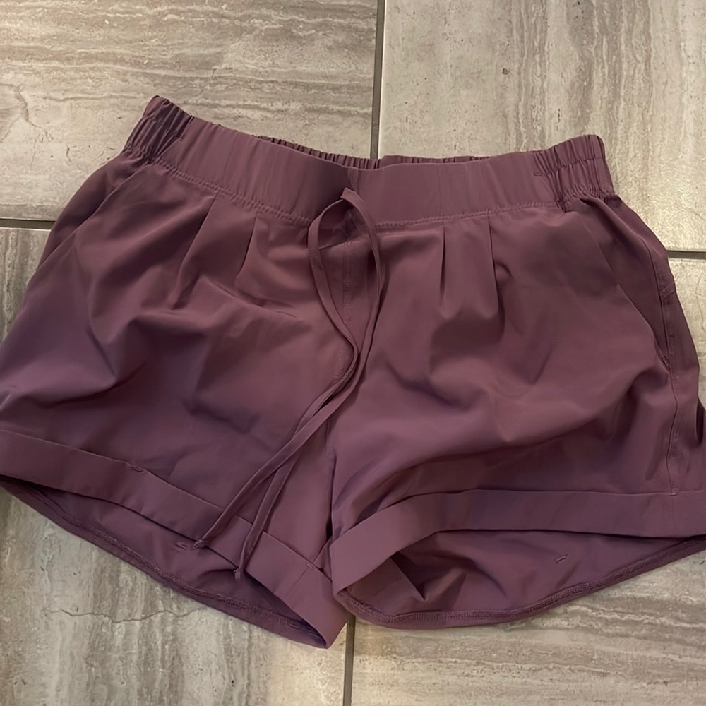 Zyia Purple Summer Shorts, Size Small